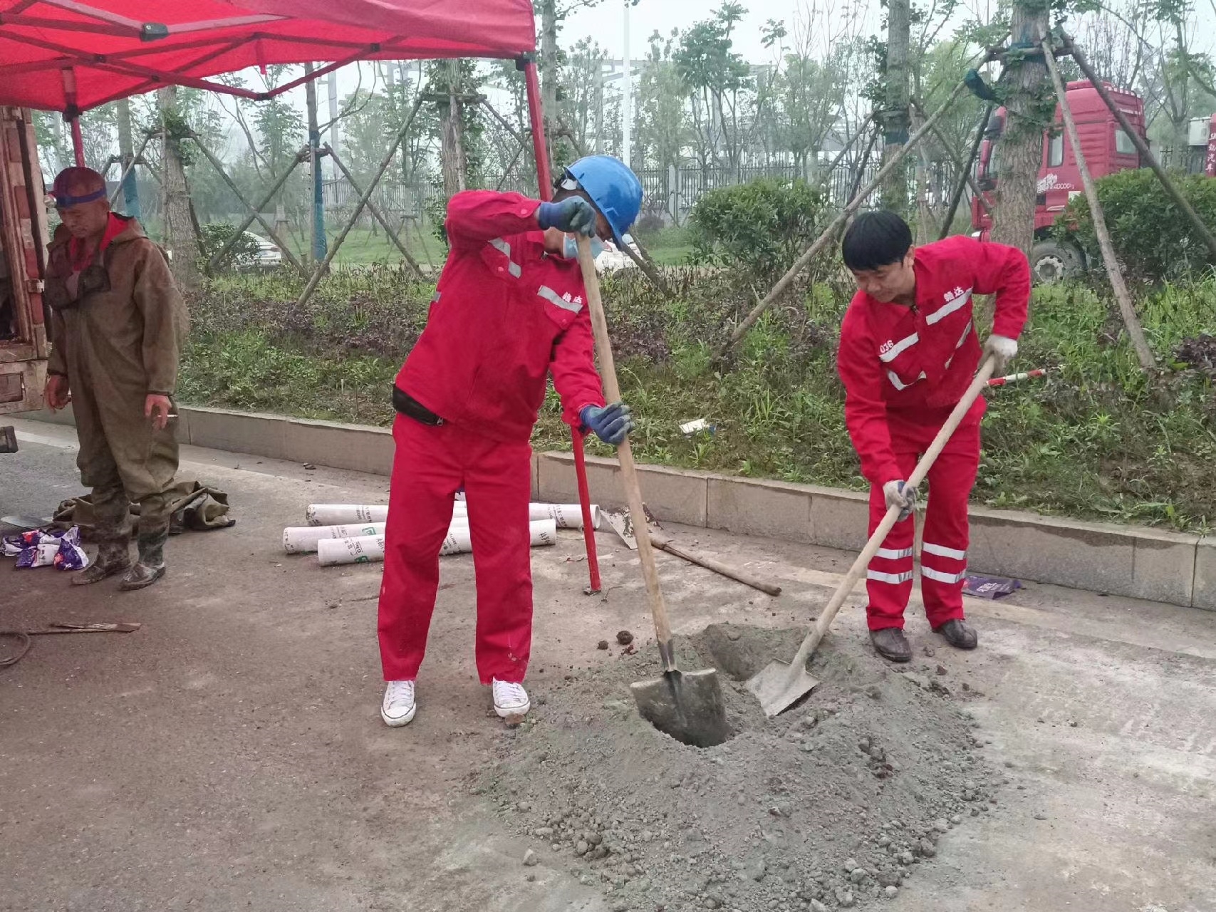 桐乡管道疏通哪家好】及时进行市政管道清淤